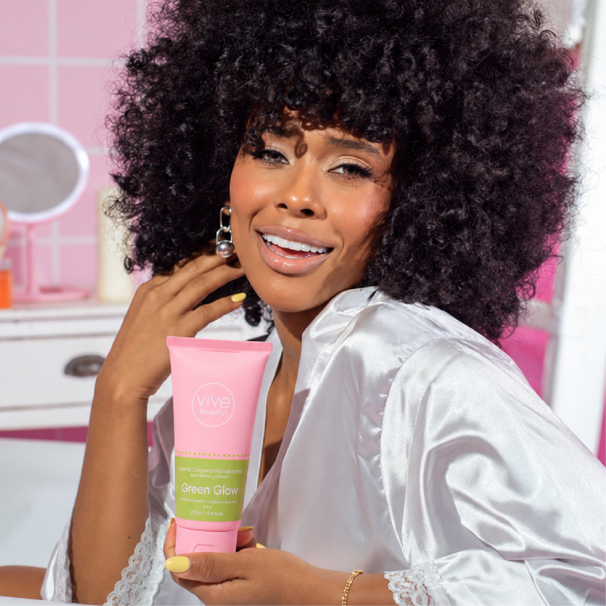 Crema corporal Green Glow para complementar el cuidado diario de todo el cuerpo